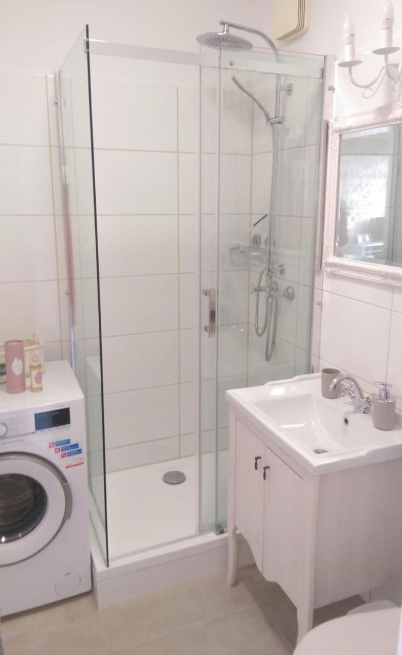 Romantic Style Apartment Berlin Alexanderplatz Exterior photo