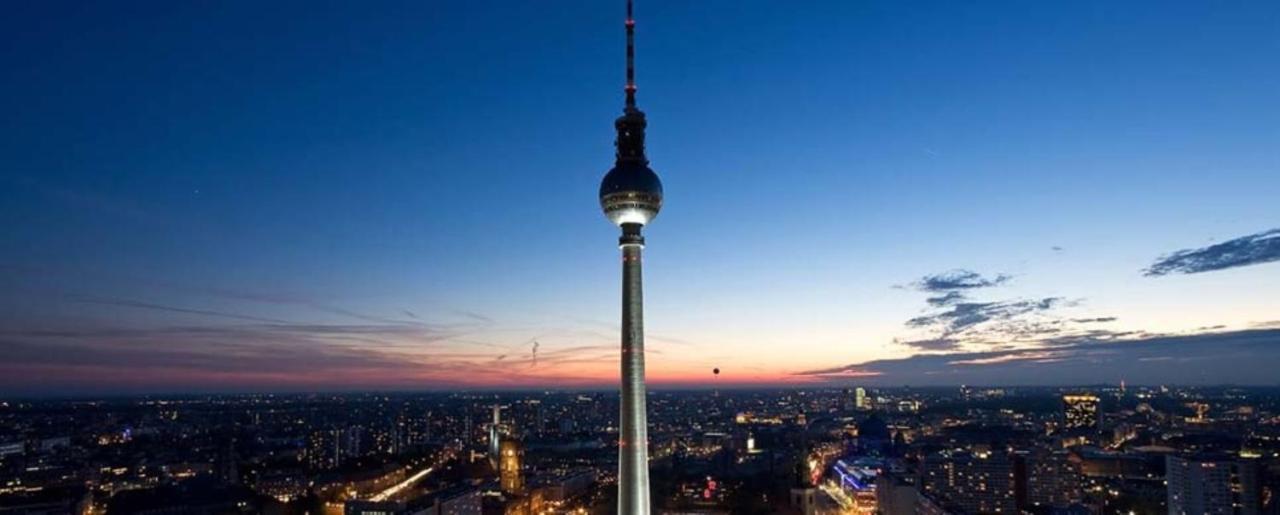 Romantic Style Apartment Berlin Alexanderplatz Exterior photo