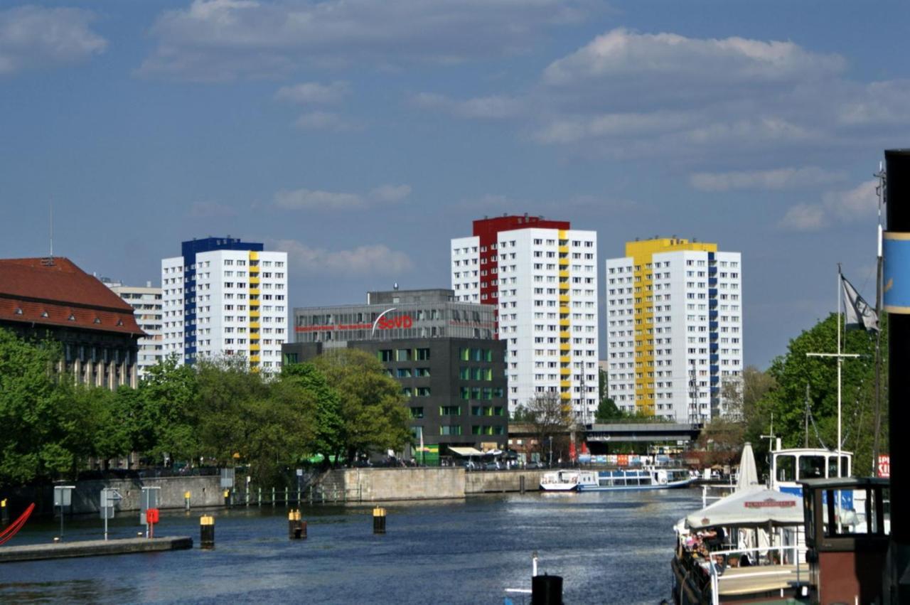 Romantic Style Apartment Berlin Alexanderplatz Exterior photo